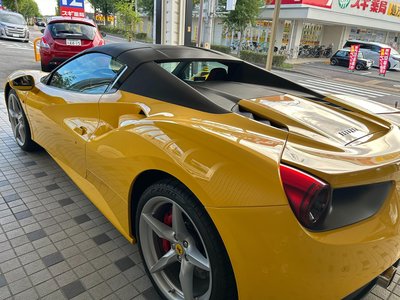 2017 Ferrari 488 SPIDER thumbnail 5