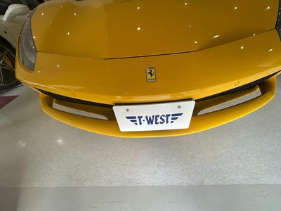 2017 Ferrari 488 SPIDER thumbnail 3