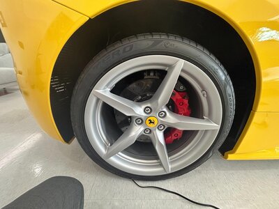 2017 Ferrari 488 SPIDER thumbnail 13