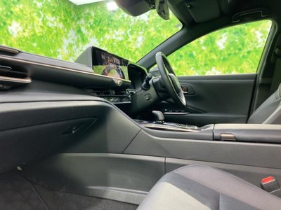 2024 Toyota CROWN SPORT photo 9