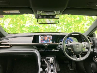 2024 Toyota CROWN SPORT photo 3