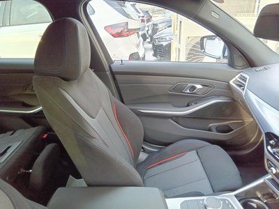 2025 BMW 3 SERIES TOURING thumbnail 32