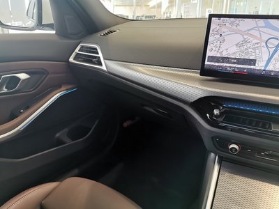 2025 BMW 3 SERIES TOURING thumbnail 50