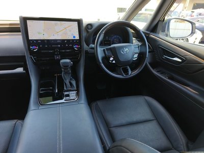 2024 Toyota ALPHARD — фото 15
