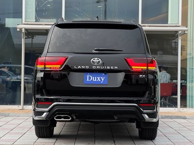 2025 Toyota LAND CRUISER 300 thumbnail 38
