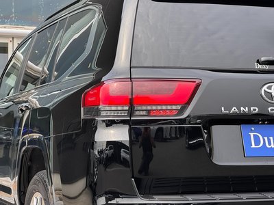 2025 Toyota LAND CRUISER 300 thumbnail 43