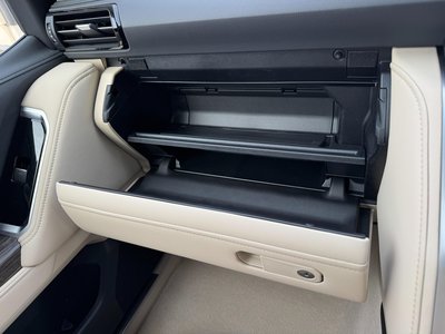 2025 Toyota LAND CRUISER 300 thumbnail 75