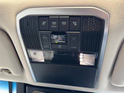 2025 Toyota LAND CRUISER 300 thumbnail 61