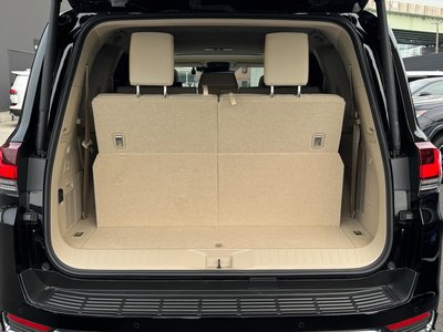 2025 Toyota LAND CRUISER 300 thumbnail 55