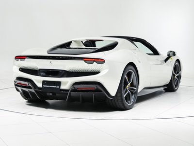 2025 Ferrari 296 GTS — фото 10