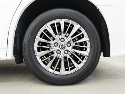 2022 Toyota ALPHARD photo 9