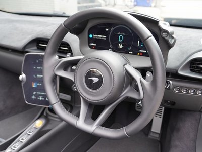 صورة مصغرة 18 لـ 2024 Mclaren ARTURA SPIDER