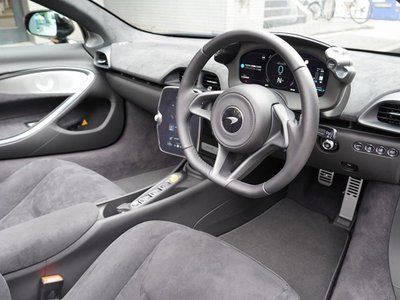 صورة 16 لـ 2024 Mclaren ARTURA SPIDER