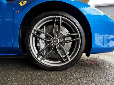 صورة مصغرة 39 لـ 2017 Ferrari 488 SPIDER