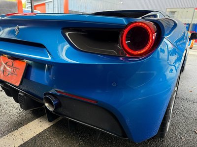 صورة مصغرة 30 لـ 2017 Ferrari 488 SPIDER
