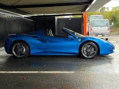 صورة مصغرة 19 لـ 2017 Ferrari 488 SPIDER