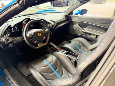 صورة مصغرة 46 لـ 2017 Ferrari 488 SPIDER