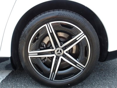 2023 Mercedes-BENZ EQE thumbnail 38