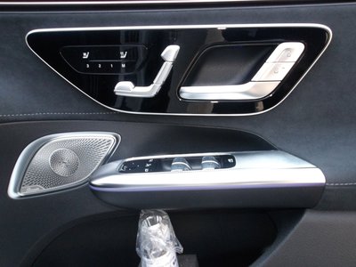 2023 Mercedes-BENZ EQE thumbnail 96