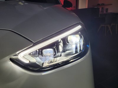 2024 Mercedes-BENZ C-CLASS AMG 照片 15