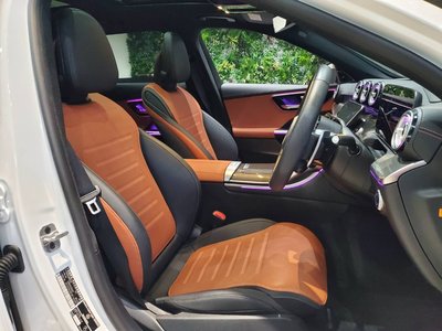 2024 Mercedes-BENZ C-CLASS AMG 照片 3