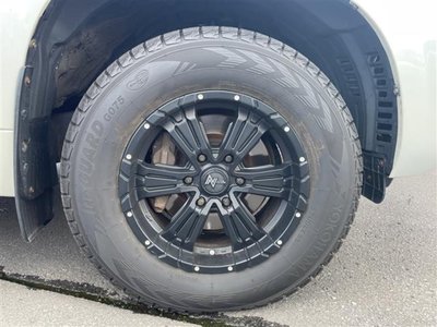 2019 Toyota LAND CRUISER PRADO thumbnail 36