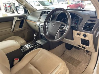 2019 Toyota LAND CRUISER PRADO thumbnail 19