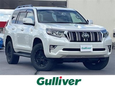 2019 Toyota LAND CRUISER PRADO photo 1