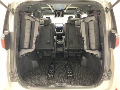 صورة 20 لـ 2024 Toyota ALPHARD