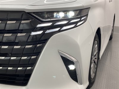 صورة 74 لـ 2024 Toyota ALPHARD