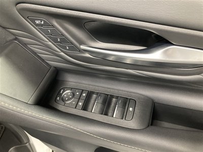 صورة 48 لـ 2024 Toyota ALPHARD