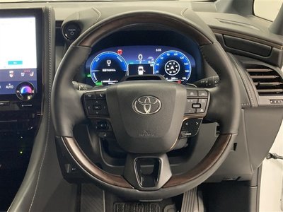 صورة 37 لـ 2024 Toyota ALPHARD