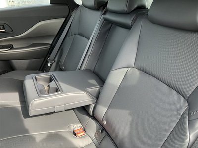 2026 Toyota CROWN SPORT — фото 12