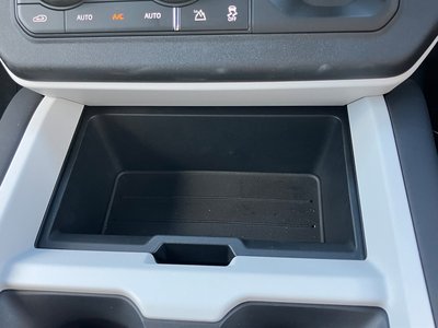 2025 LAND Rover DEFENDER thumbnail 32