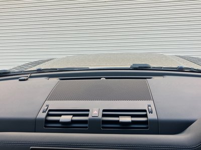 2025 LAND Rover DEFENDER thumbnail 35