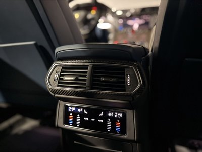 صورة 27 لـ 2019 Lamborghini URUS