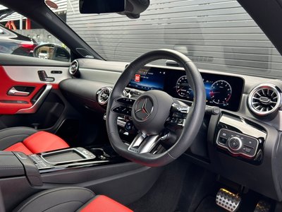 2025 Mercedes-BENZ CLA AMG thumbnail 28