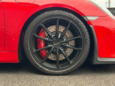 2016 Porsche CAYMAN thumbnail 23