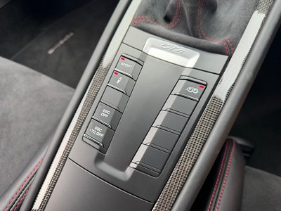 2016 Porsche CAYMAN thumbnail 34