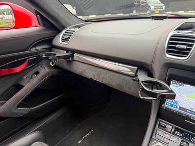 2016 Porsche CAYMAN thumbnail 40