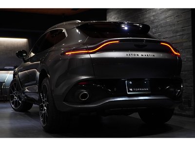 2022 Aston Martin DBX — фото 24