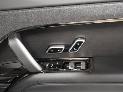 2025 LAND Rover RANGE ROVER SPORT thumbnail 19