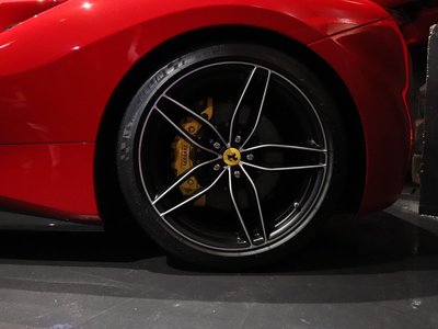 2017 Ferrari 488 SPIDER — миниатюра 59