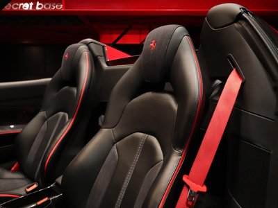 2017 Ferrari 488 SPIDER — миниатюра 48