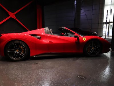 2017 Ferrari 488 SPIDER — фото 14