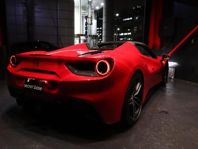 2017 Ferrari 488 SPIDER — фото 13