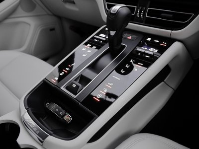 صورة مصغرة 48 لـ 2022 Porsche MACAN
