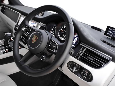 صورة مصغرة 38 لـ 2022 Porsche MACAN