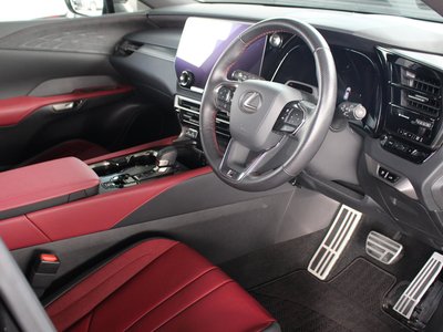 2023 Lexus RX — миниатюра 12