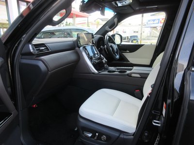 2023 Lexus LX 缩略图 40